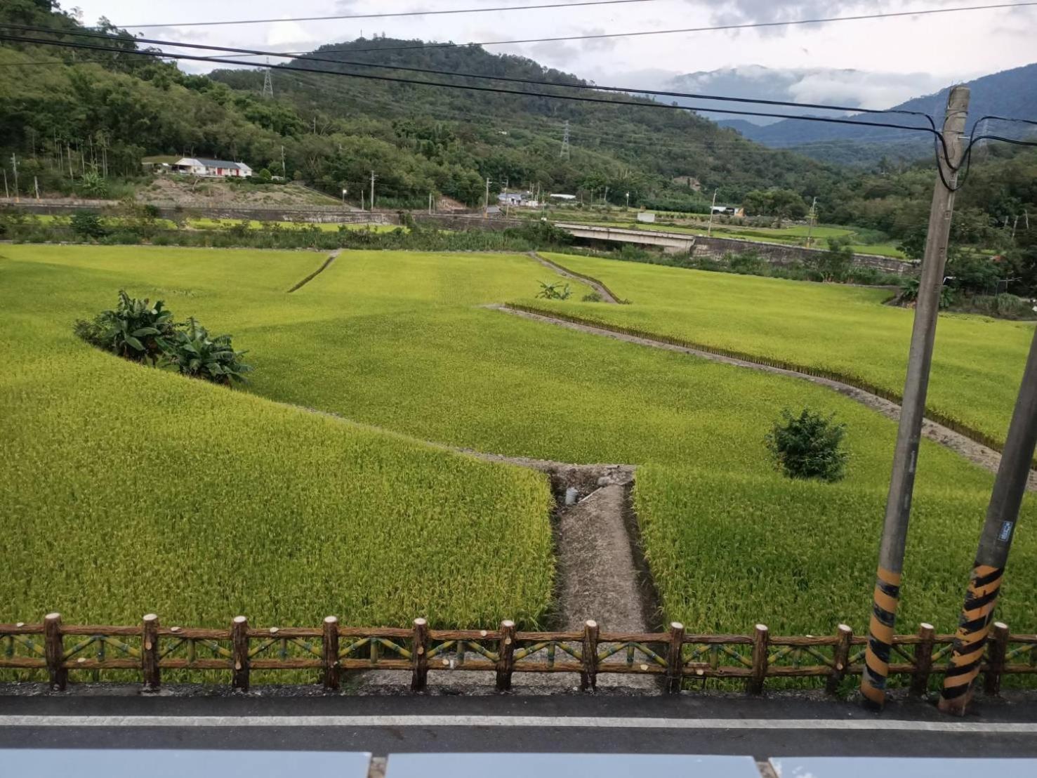 十畝田山莊會館 Hotel Chishang Eksteriør billede